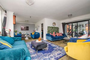 Photo 21- click for photo gallery